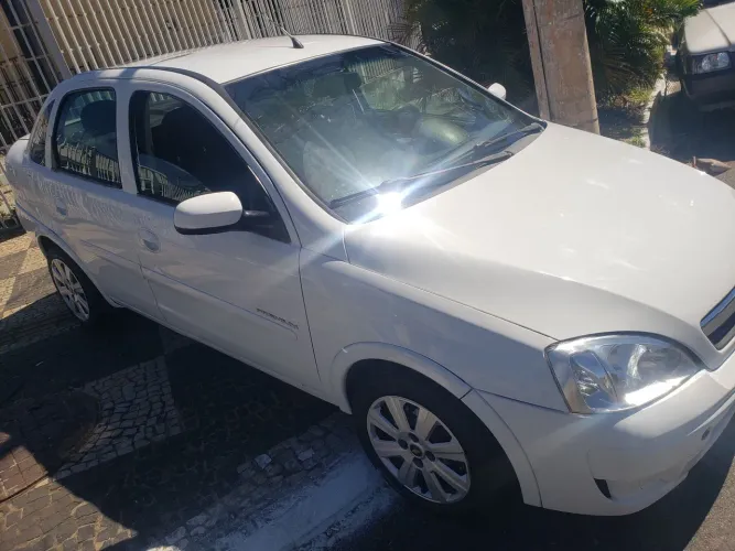 Chevrolet Corsa Sed. Premium 1.4 8V Econoflex 4P 2011