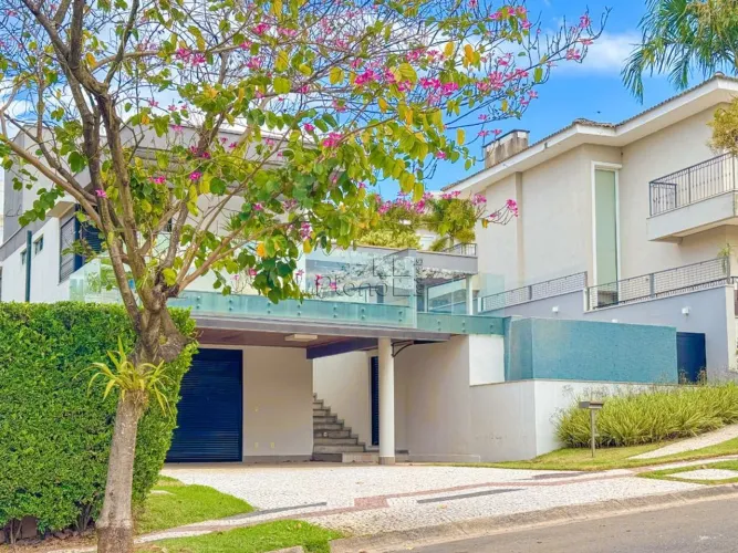 Sobrado à venda em Campinas, Ville Sainte Hélène, com 4 quartos, com 345 m², Ville Sainte 