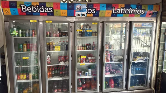 Vendo equipamentos para supermercado 