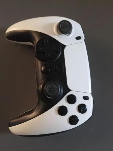 Controle de ps4/5 semi novo  130$