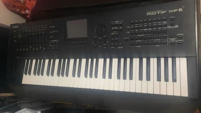 Teclado yamaha motif xf6
