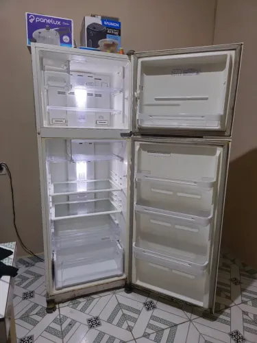 Geladeira com problema no gás 