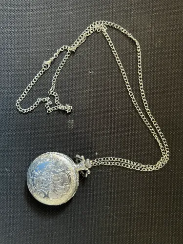 Relógio de Bolso Estilo Vintage/Retrô - Detalhe Águia Dourada (Mecanismo Quartzo)