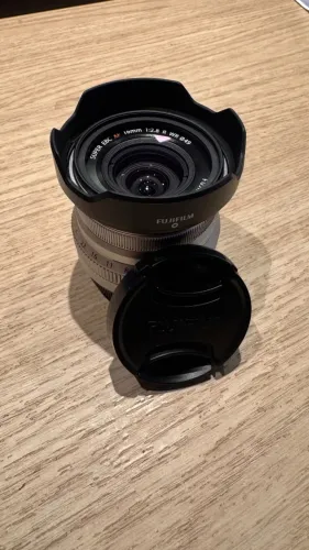 Lente Fujifilm Fujinon XF 16mm F2.8 R WR Prata