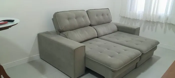 Sofá em Estado de Novo - Excelente Conservação | R$ 1.300