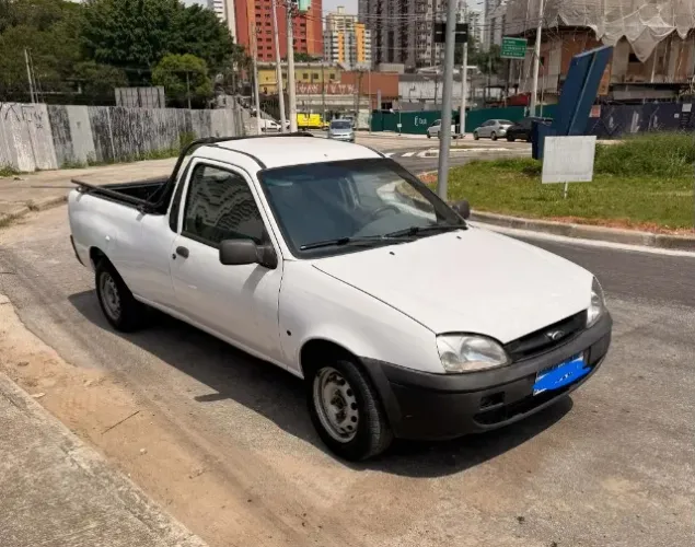 Ford Courier 1.6 L/ 1.6 Flex 2012