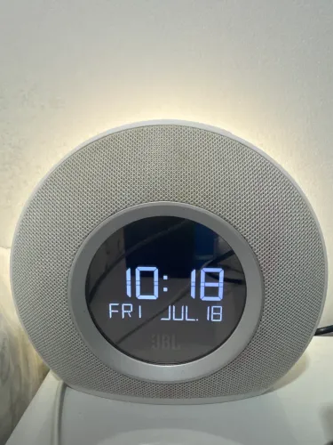 JBL rádio relógio