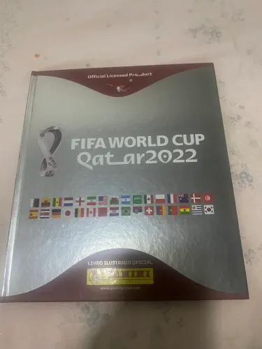 Kit com 2 álbuns de 2014 e 2022 completos