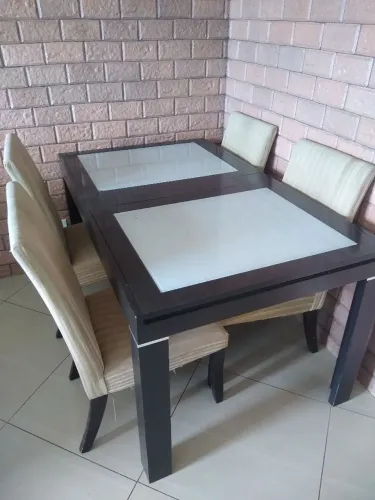 MESA DE JANTAR RETRÁTIL