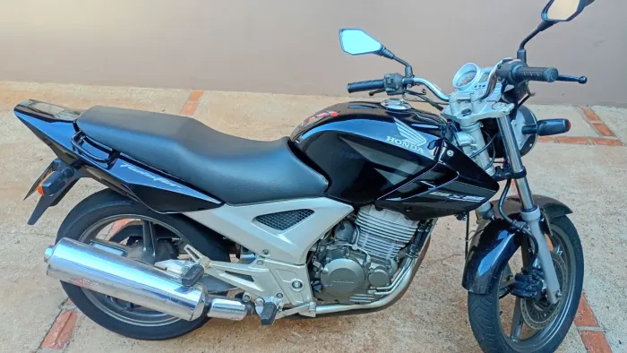Moto revisada sem multa filé quitada