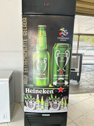 Freezer cervejeira vertical