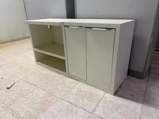 Cadeiras e sofá disponivel