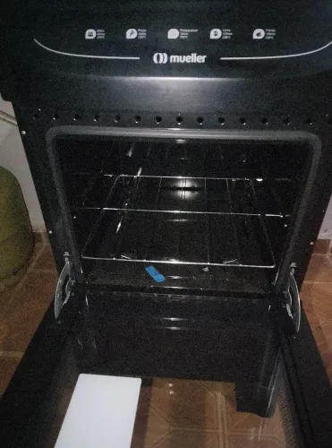 Fogão elétrico 4 bocas em perfeito estado usado apenas 2 vezes