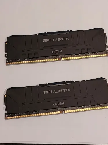 Kit Memória RAM Crucial Ballistix 16GB (2x8GB) DDR4 3000MHz CL15
