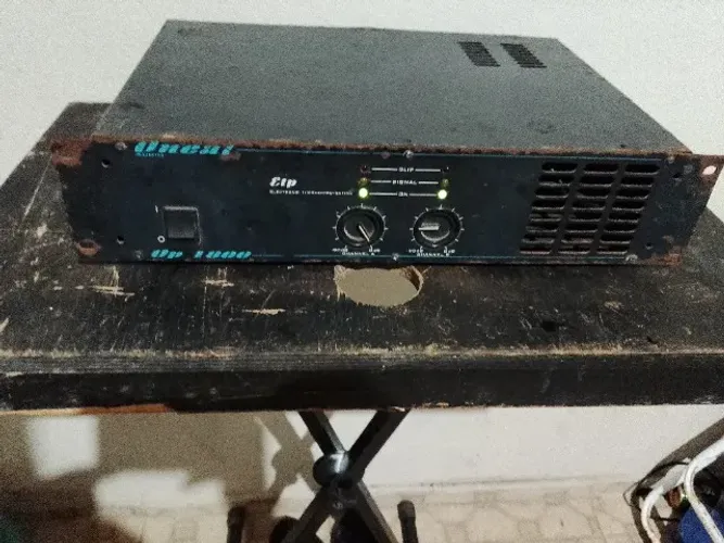 Amplificador Oneal Op 1800 pra desapegar 