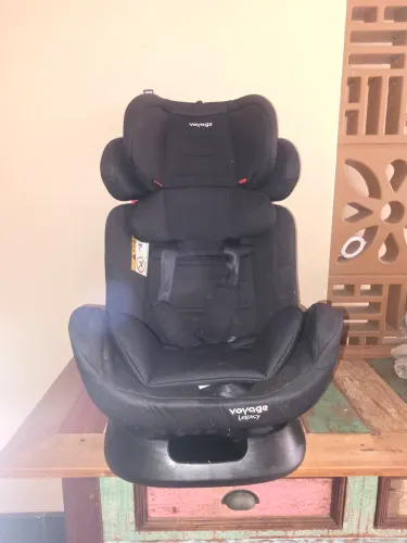 Cadeirinha de bebê - 400 reais 