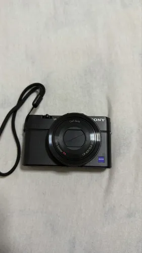 Câmera sony rx100II 