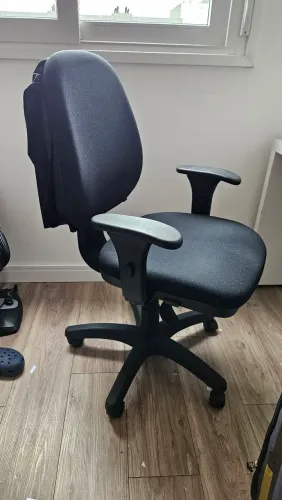 Cadeira escritório tipo Diretor - Flexform