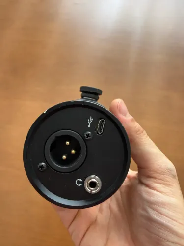Microfone de podcast shure mv7