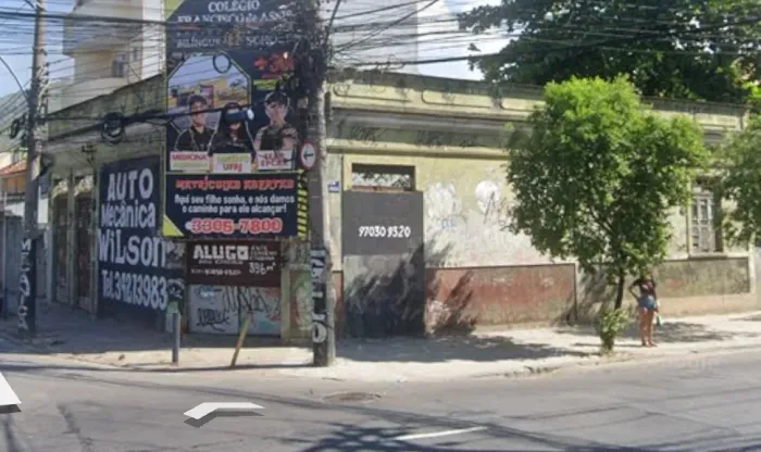 ALUGO TERRENO