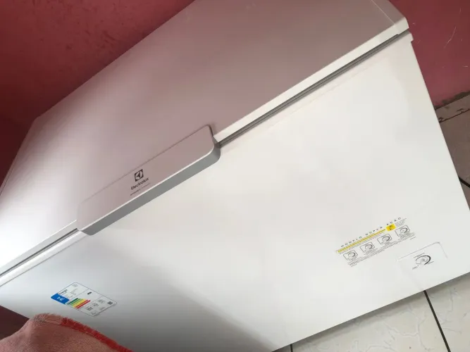 Vendo esse frize novo. 6 meses de uso.