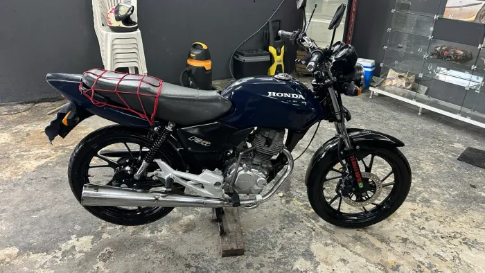 VENDO FAN 125 2005 ?
