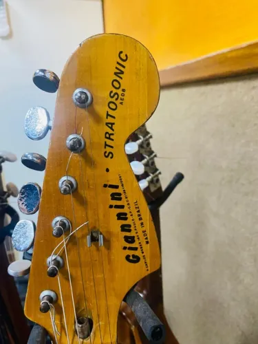 GUITARRA GIANINNI STRATOSONIC - RARIDADE