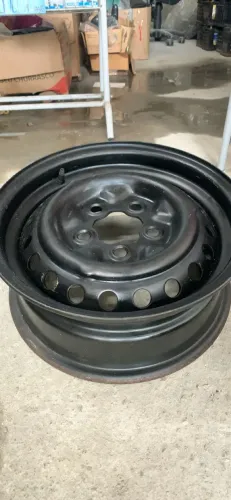Roda ferro aro 15 VW kombi