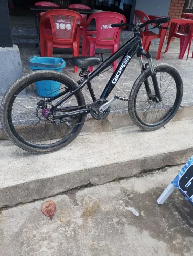 Quadro Gios repintado estado bom