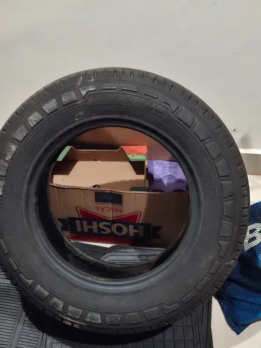 Pneu Michelin 205/70 r15 C