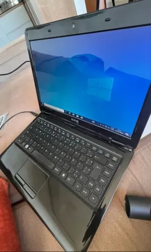 (Não aceito trocas)Notebook i3 