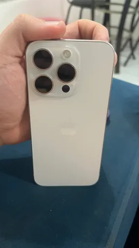 iPhone 15 pro 128gb