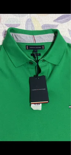 Polo tommy na etiqueta
