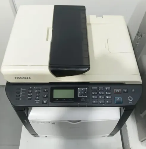 Impressora multifuncional Ricoh WI-FI 377 