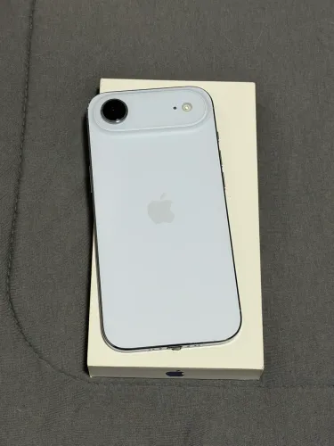 iPhone 17 Air 256 azul - garantia até out 26