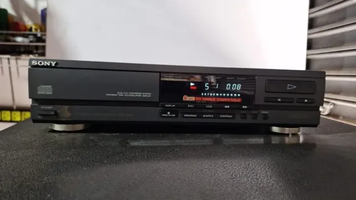 CD Player Sony CDP-M36 funcionando em ótimo estado 279,00 teste na hora somos loja