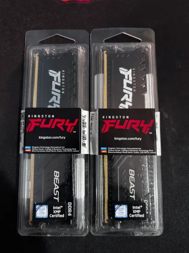 Memória RAM Kingston Fury 16GB (2x8GB) DDR4 3200MHz