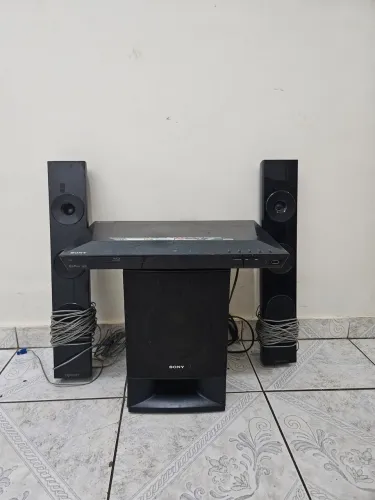 Sistema de Som 2.1