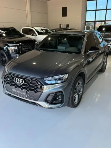 Audi Q5 Perf. Black 2.0 TFSIe S.tr. QT (hib.) 2024