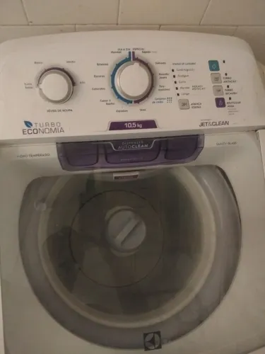 Vende-se máquina de lavar 