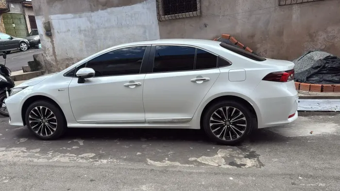 Toyota Corolla Altis Prem. Hybrid 1.8 Flex AUT 2026