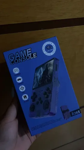 Console Portátil Retrô R36S Preto - Mais de 15.000 Jogos (Pronta Entrega!)