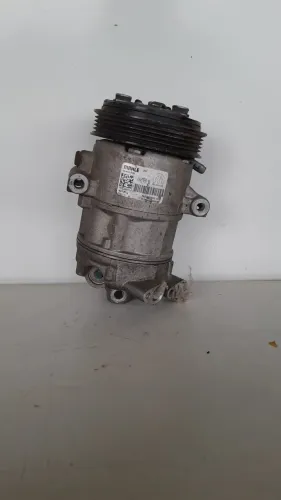 Compressor do ar condicionado Fiat Argo<br>Peça original usada em ótimo estado<br>