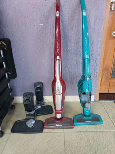 Aspirador com defeitos na baterias