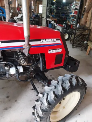 Trator Yanmar 1050-d 4x4