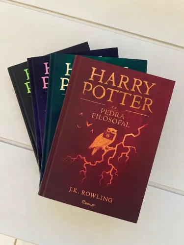 Coleção de Livros Harry Potter - edição Capa Dura