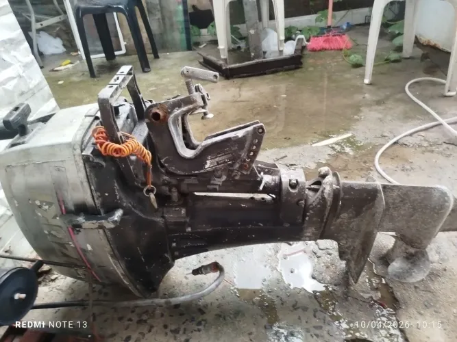 Motor Suzuki 15hp