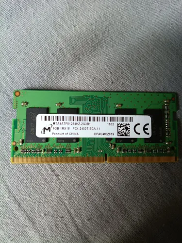 Memoria Micron DDR4 PC42400T Para Notebook