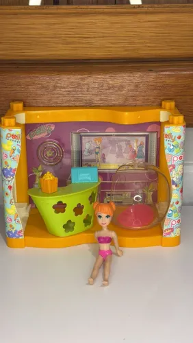 Designable mall Polly Pocket game room Lea