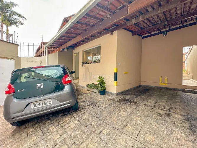Casa Geminada à Venda no Castelo por R$1.050.000,00